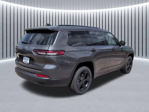 New 2026 Jeep Grand Cherokee L Limited AWD/4WD image 6