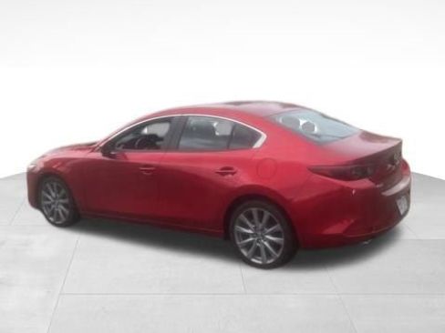 Used 2023 MAZDA MAZDA3 s FWD image 4