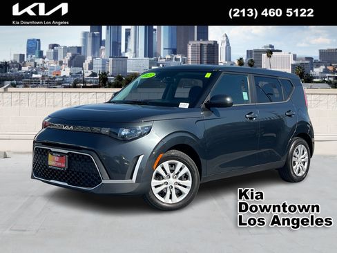 Certified 2023 Kia Soul LX image 1