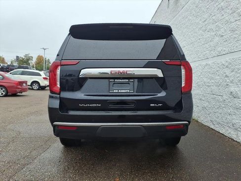 Used 2022 GMC Yukon SLT w/ SLT Premium Package image 7