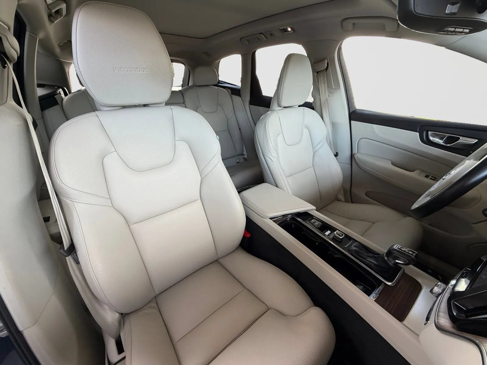 Used 2020 Volvo XC60 T5 Inscription AWD/4WD image 21