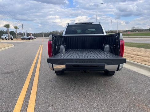 Used 2024 Toyota Tundra Limited image 7