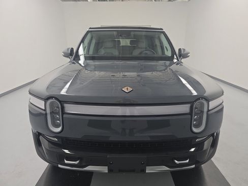 Used 2023 Rivian R1S Adventure AWD/4WD image 8