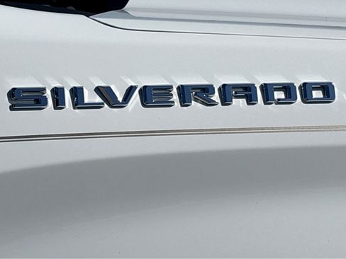 Used 2022 Chevrolet Silverado 1500 LT image 26