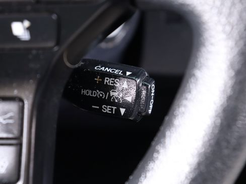 Used 2018 Toyota Tacoma SR image 55