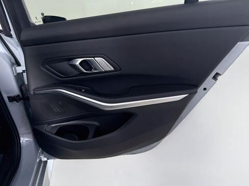 Used 2023 BMW 330i Sedan w/ M Sport Package RWD image 28