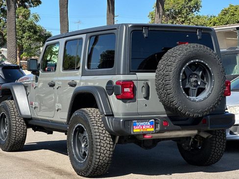 Used 2019 Jeep Wrangler Unlimited Rubicon AWD/4WD image 6