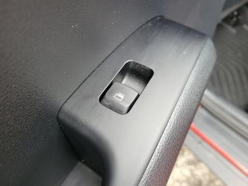 Used 2024 Kia Soul LX w/ Option Group 015 FWD image 18