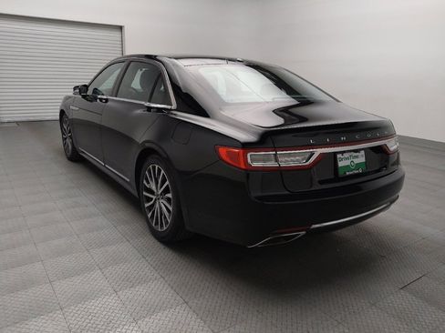Used 2017 Lincoln Continental Select image 5