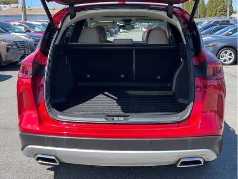 Used 2022 INFINITI QX50 Sensory image 5