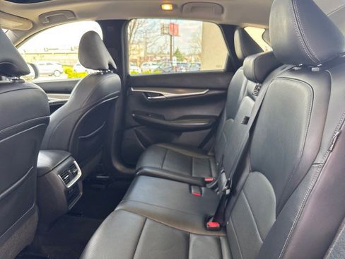 Used 2023 INFINITI QX50 Luxe image 7