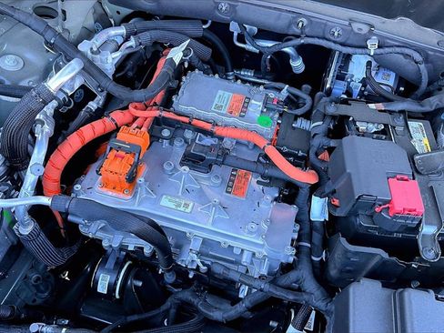 Used 2026 Cadillac Vistiq Sport image 33