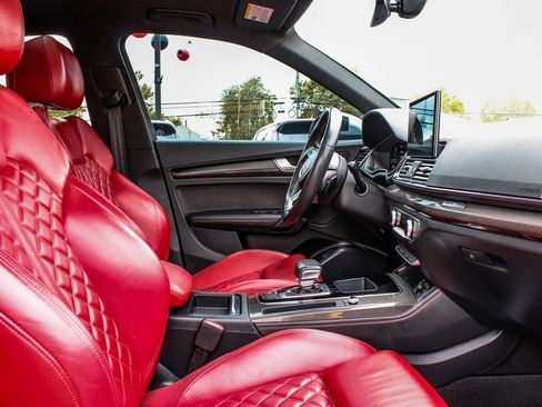 Used 2022 Audi SQ5 Premium Plus w/ Premium Plus Package image 42