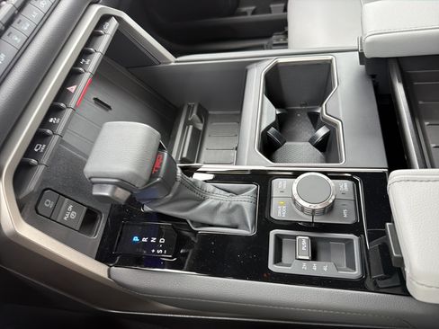 New 2026 Toyota Tundra Limited AWD/4WD image 26