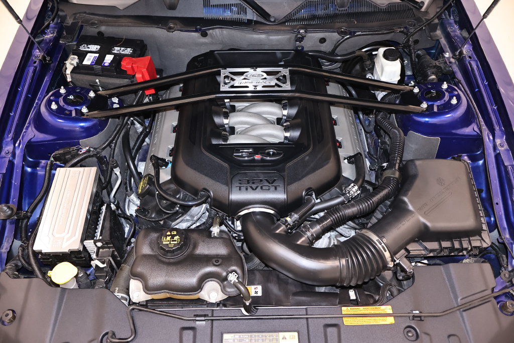 Used 2014 Ford Mustang GT Premium RWD image 38