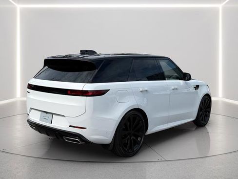 New 2026 Land Rover Range Rover Sport Dynamic SE image 5