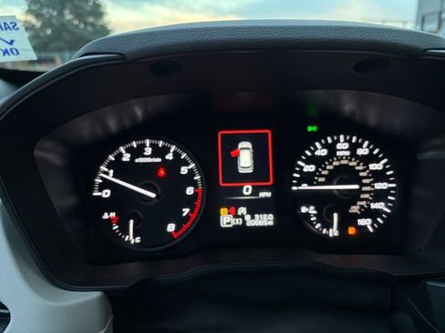 Certified 2025 Subaru Forester image 27