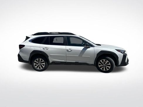 Certified 2024 Subaru Outback Premium AWD/4WD image 5