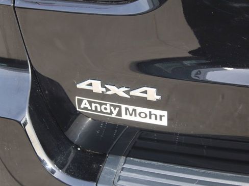 Used 2021 Jeep Grand Cherokee Laredo X image 9