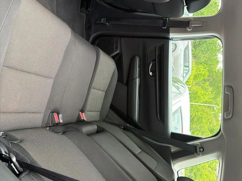 Used 2024 Honda CR-V LX image 18