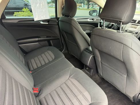 Used 2018 Ford Fusion S w/ Equipment Group 101A FWD image 15