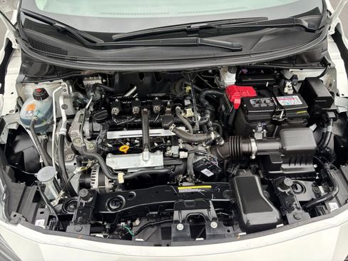Used 2025 Nissan Versa SV FWD image 32