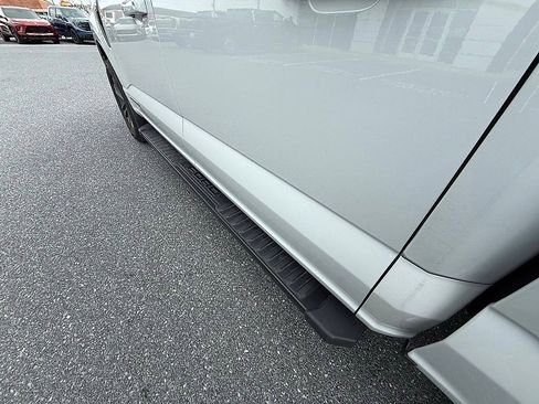 Used 2023 Ford F150 Lariat image 10