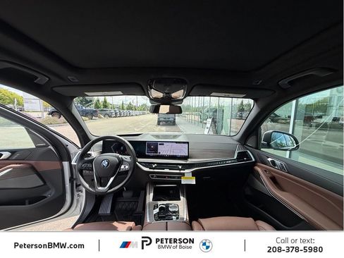 New 2026 BMW X5 xDrive50e w/ Premium Package AWD/4WD image 22