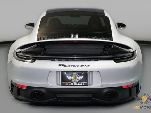 Used 2024 Porsche 911 Carrera GTS image 8