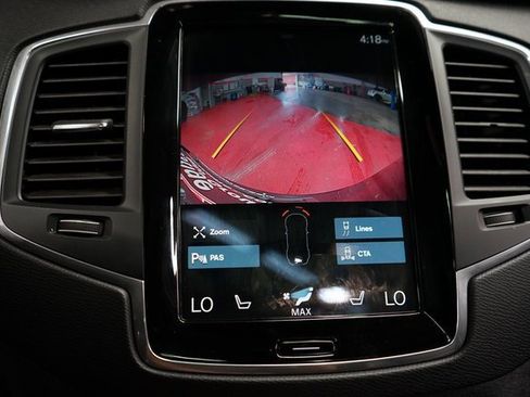 Used 2022 Volvo XC90 T6 Momentum image 10