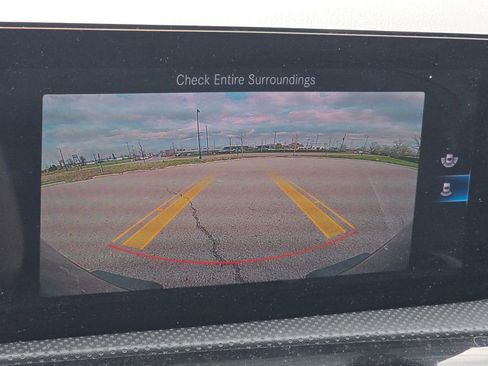 Used 2021 Mercedes-Benz CLA 250 4MATIC image 30