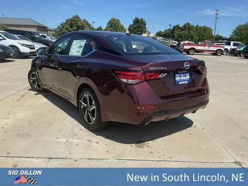 New 2025 Nissan Sentra SV image 3