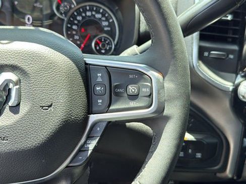 Used 2025 RAM 2500 Big Horn AWD/4WD image 17