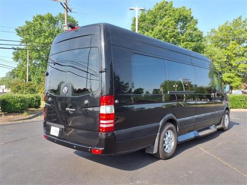 Used 2014 Mercedes-Benz Sprinter 2500 image 23