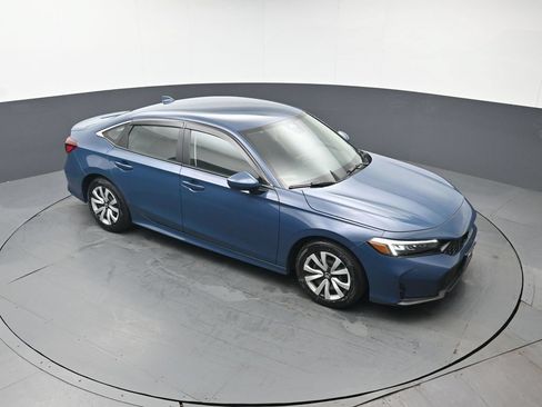 Used 2025 Honda Civic LX image 39