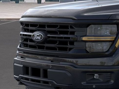 New 2026 Ford F150 XLT w/ Equipment Group 302A MID AWD/4WD image 18