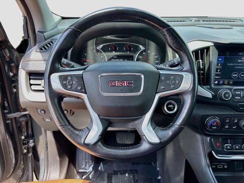 Used 2018 GMC Terrain SLT w/ Preferred Package FWD image 11