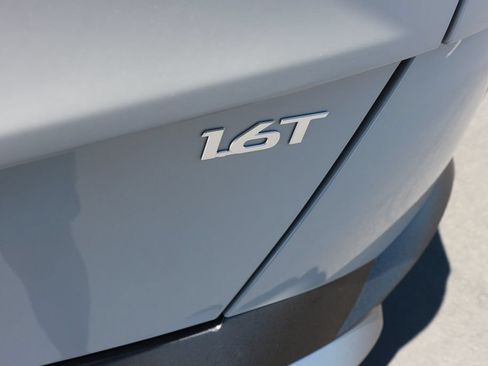 Used 2026 Hyundai Kona SEL Premium FWD image 7