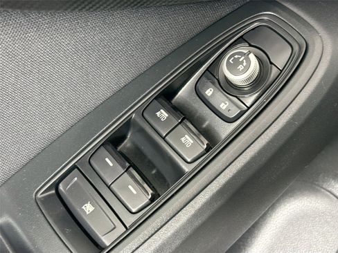 Used 2023 Subaru Crosstrek 2.0i Premium w/ Popular Package #4 image 26