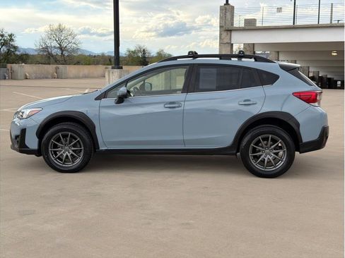 Used 2023 Subaru Crosstrek 2.5i Limited image 4