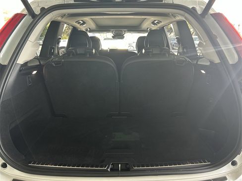 Used 2023 Volvo XC90 B6 Ultimate w/ Protection Package Premier image 40