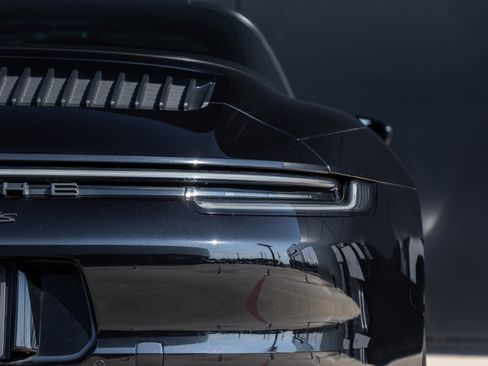 Used 2023 Porsche 911 Targa 4 GTS image 16