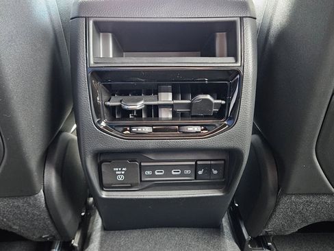 New 2026 Jeep Grand Cherokee Limited image 24