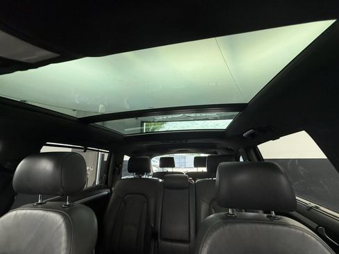 Used 2011 Audi Q7 TDI Prestige w/ Prestige Pkg AWD/4WD image 34