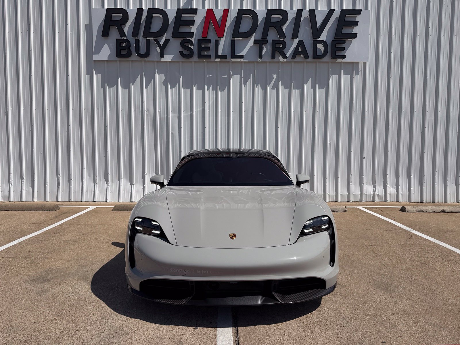Used 2021 Porsche Taycan Turbo AWD/4WD image 11