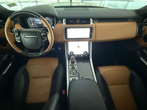 Used 2019 Land Rover Range Rover Sport SVR image 16