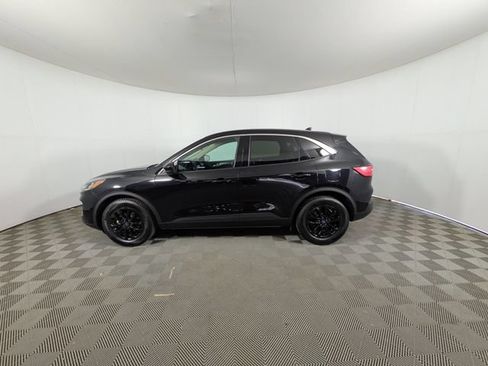 Used 2020 Ford Escape SE FWD image 16