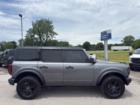 Certified 2025 Ford Bronco Big Bend w/ Black Appearance Package AWD/4WD image 4