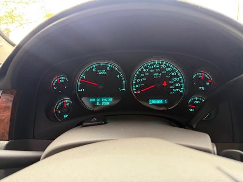Used 2007 Chevrolet Silverado 3500 LTZ AWD/4WD image 10