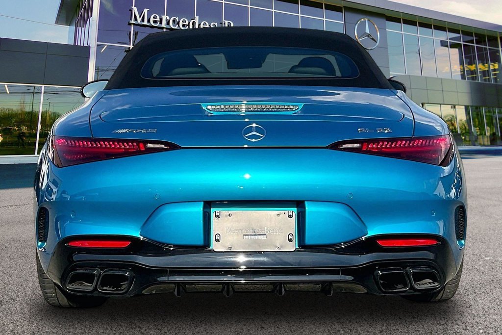 Certified 2022 Mercedes-Benz SL 63 AMG 4MATIC image 3